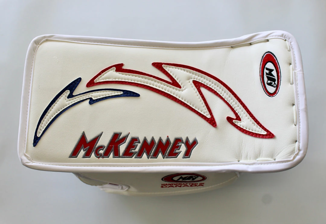 Goalie McKenney Intermediate 370 Pro Spec Blocker