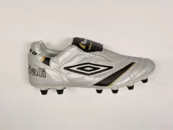 Umbro Men's Speciali League HG Soccer Shoes